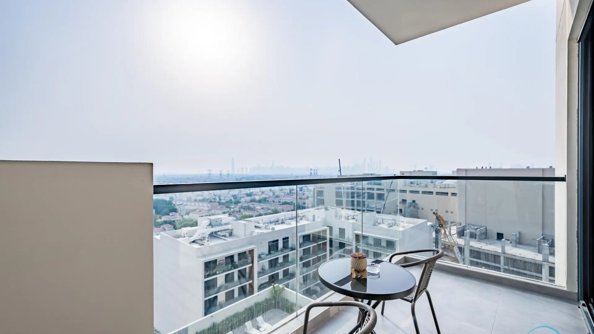 Charming 1Br Apartment In The Ivy, Jumeirah Village Triangle By Deluxe Holiday Homes Dubai