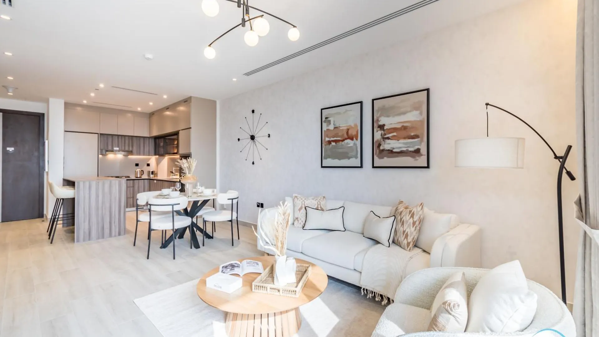 Charming 1Br Apartment In The Ivy, Jumeirah Village Triangle By Deluxe Holiday Homes Dubai