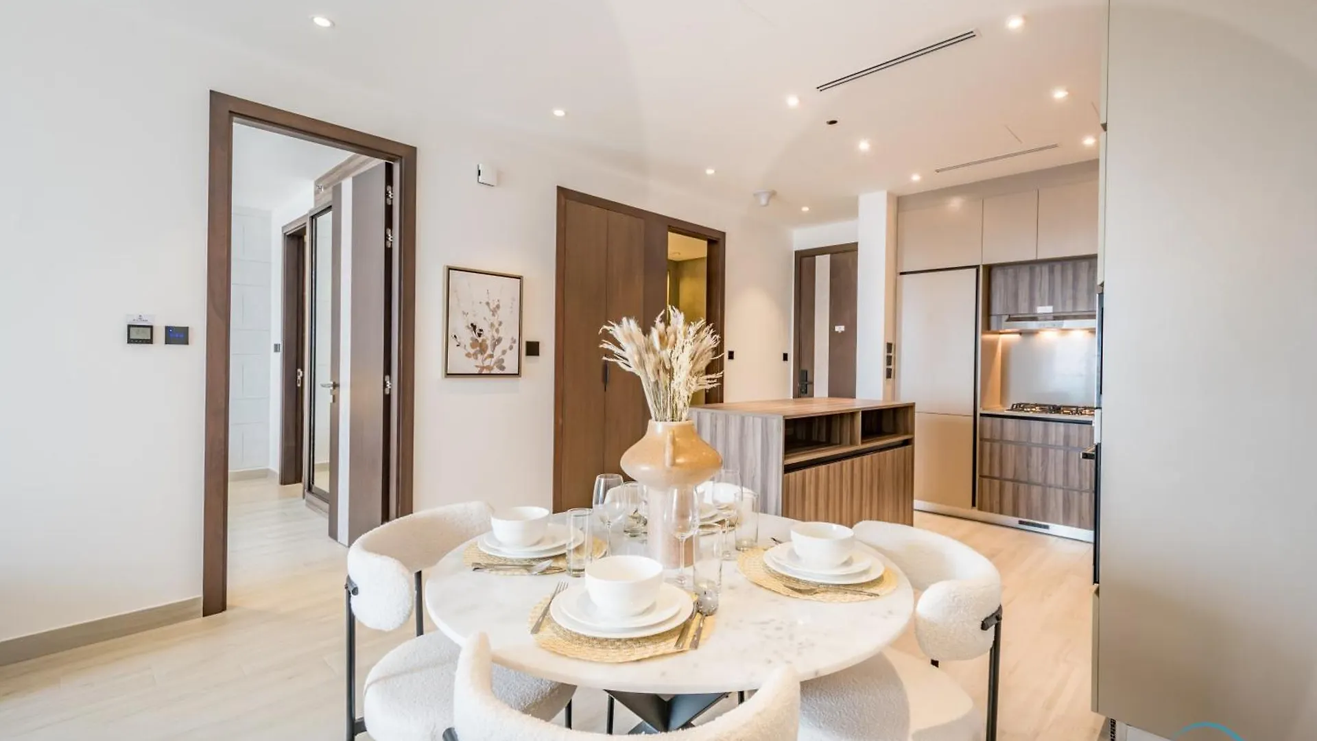 Charming 1Br Apartment In The Ivy, Jumeirah Village Triangle By Deluxe Holiday Homes Dubai 0*,