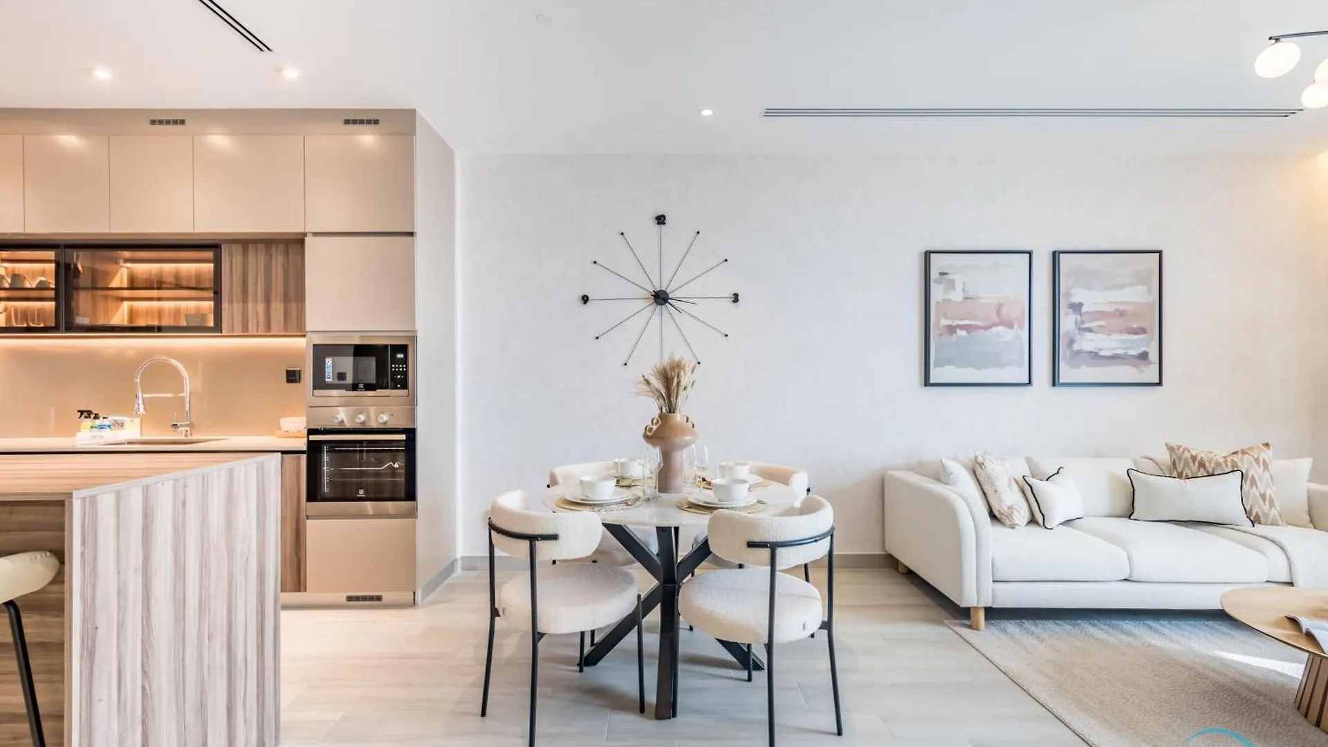 Charming 1Br Apartment In The Ivy, Jumeirah Village Triangle By Deluxe Holiday Homes Dubai